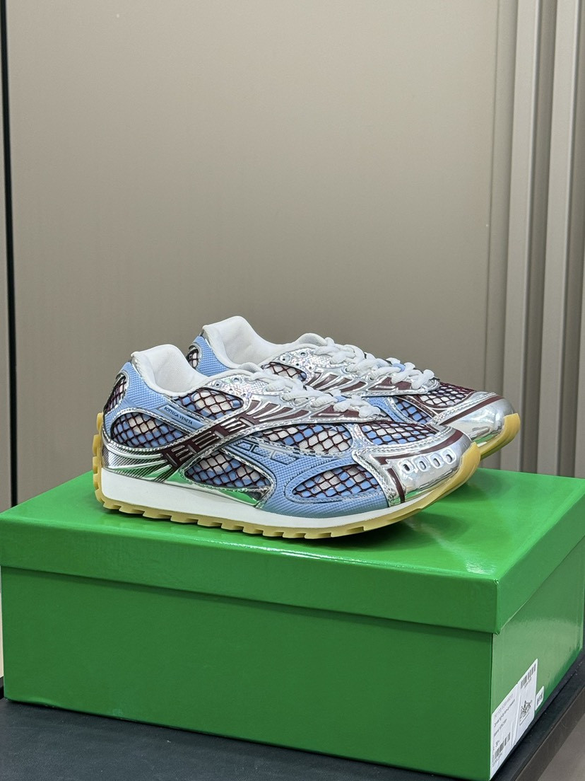 B0tt*ga Ven*ta Orbit Sneaker