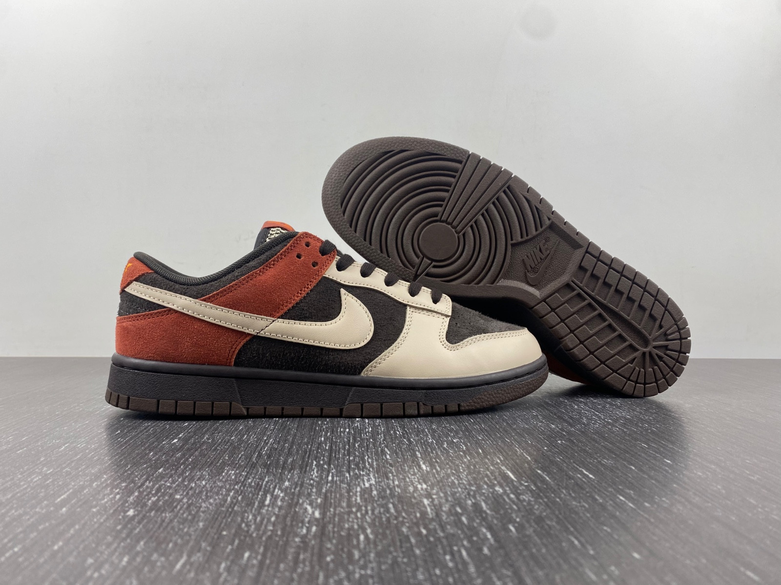 nike dunk low "red panda" fv0305-200