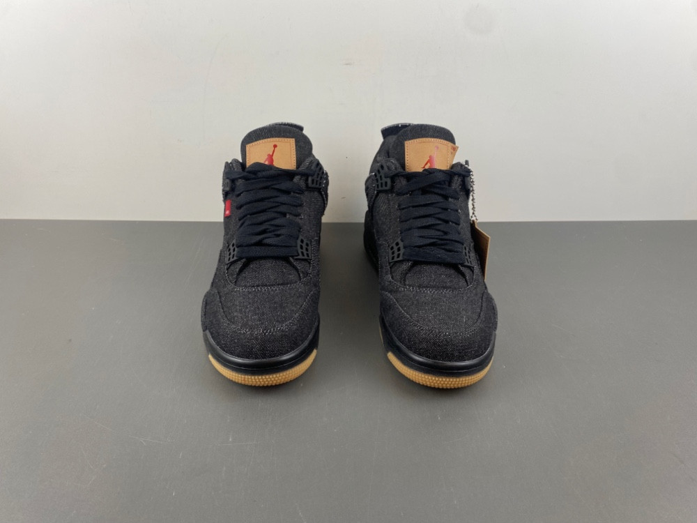 Levis x Air Jordan 4 “Taupe Haze”A02571-001