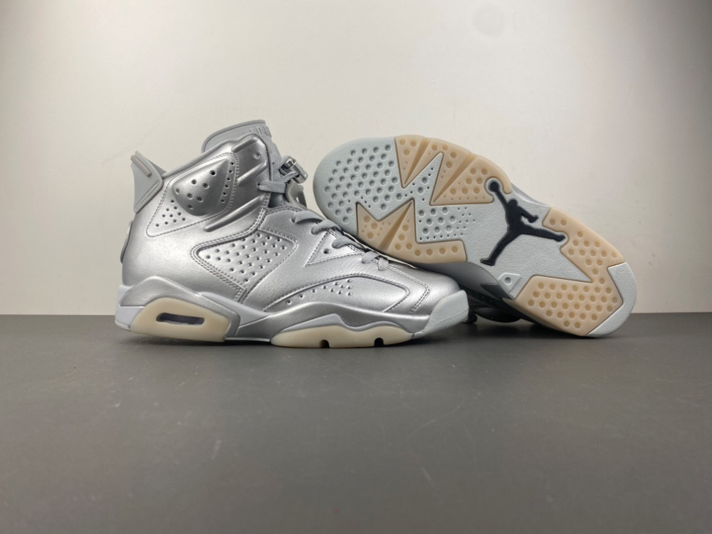 PSG x Air Jordan 6 Metallic Silver / Pure Platinum IQ5135-001