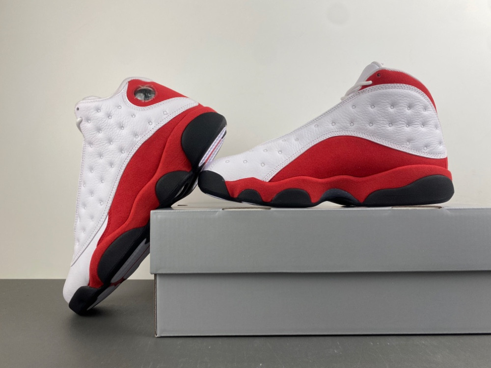 Air Jordan 13 OG “True Red” (Chicago) 414571-102