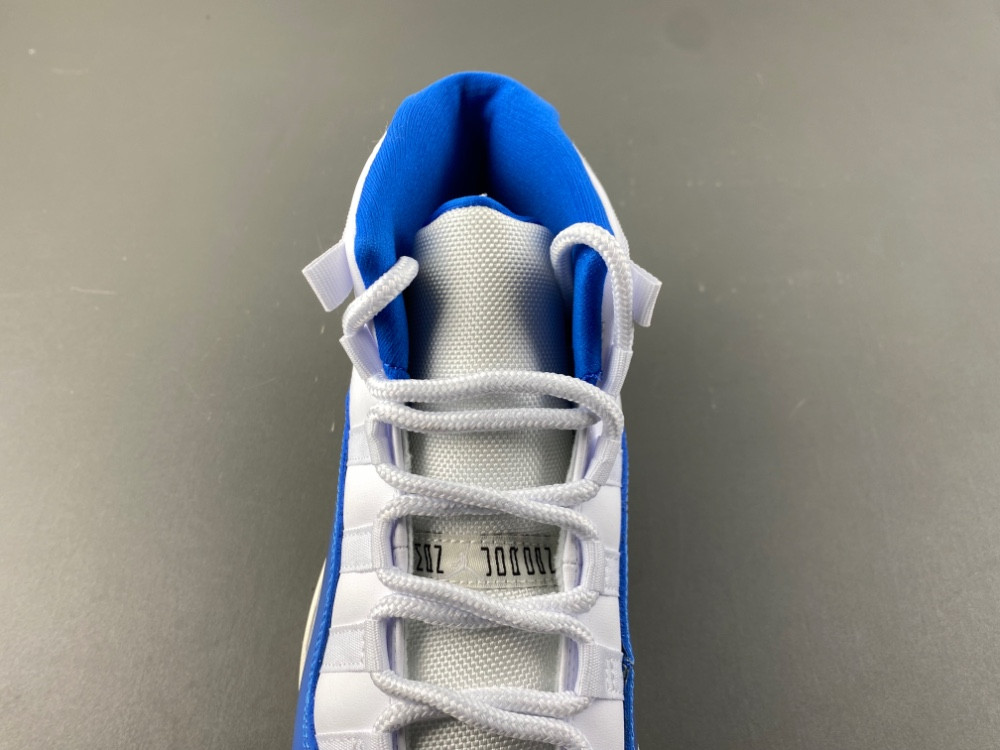 Air Jordan 11 “Sport Royal” IO8959-133