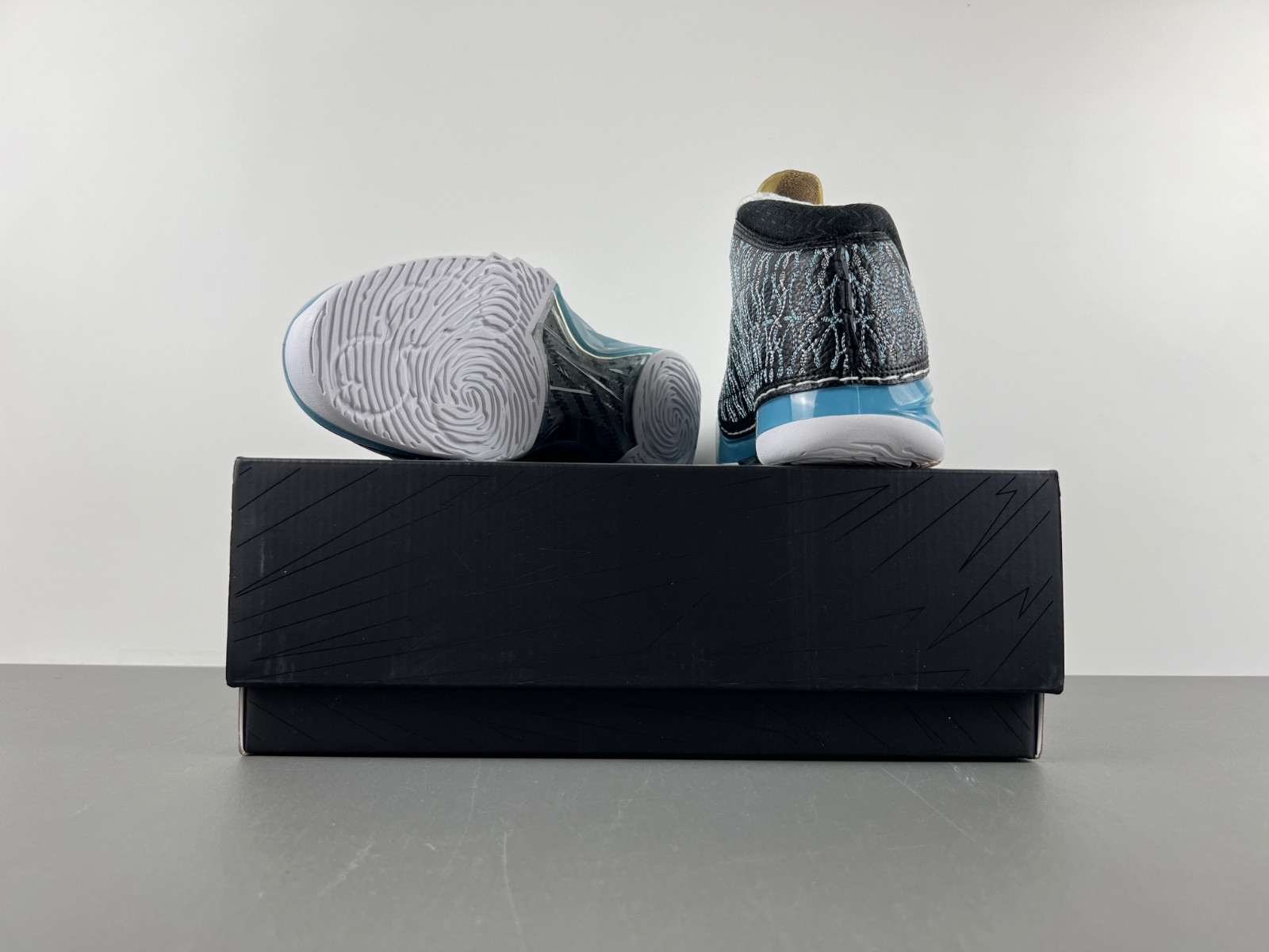 Air Jordan 23 OG