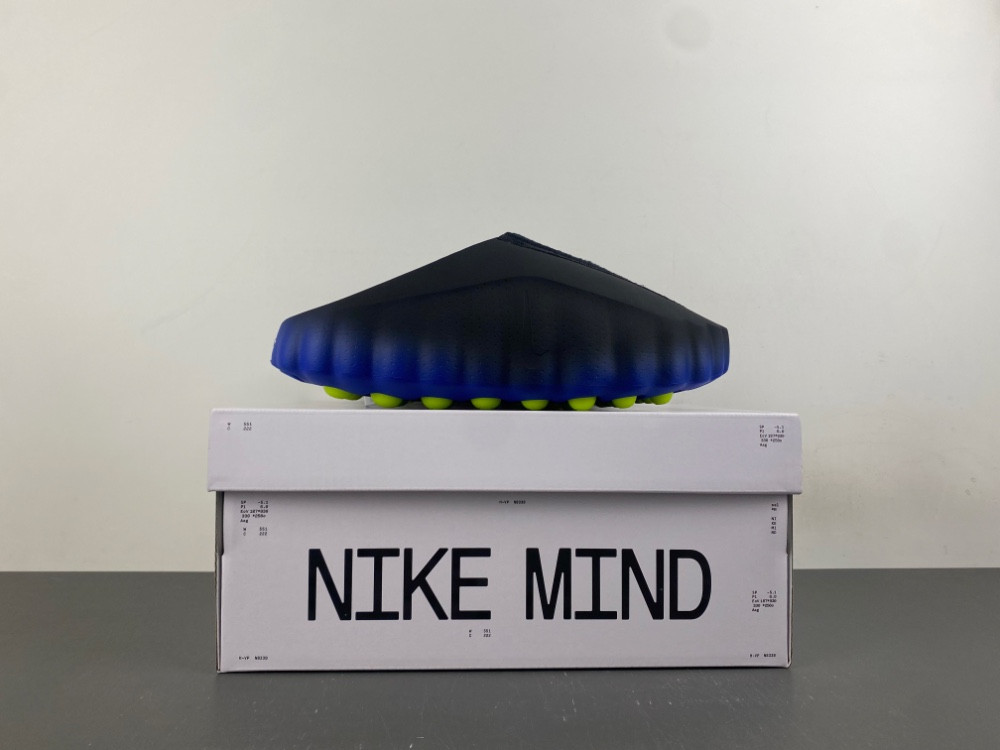 Nike Mind 001 Flyknit "Hyper Royal" IR2175-400