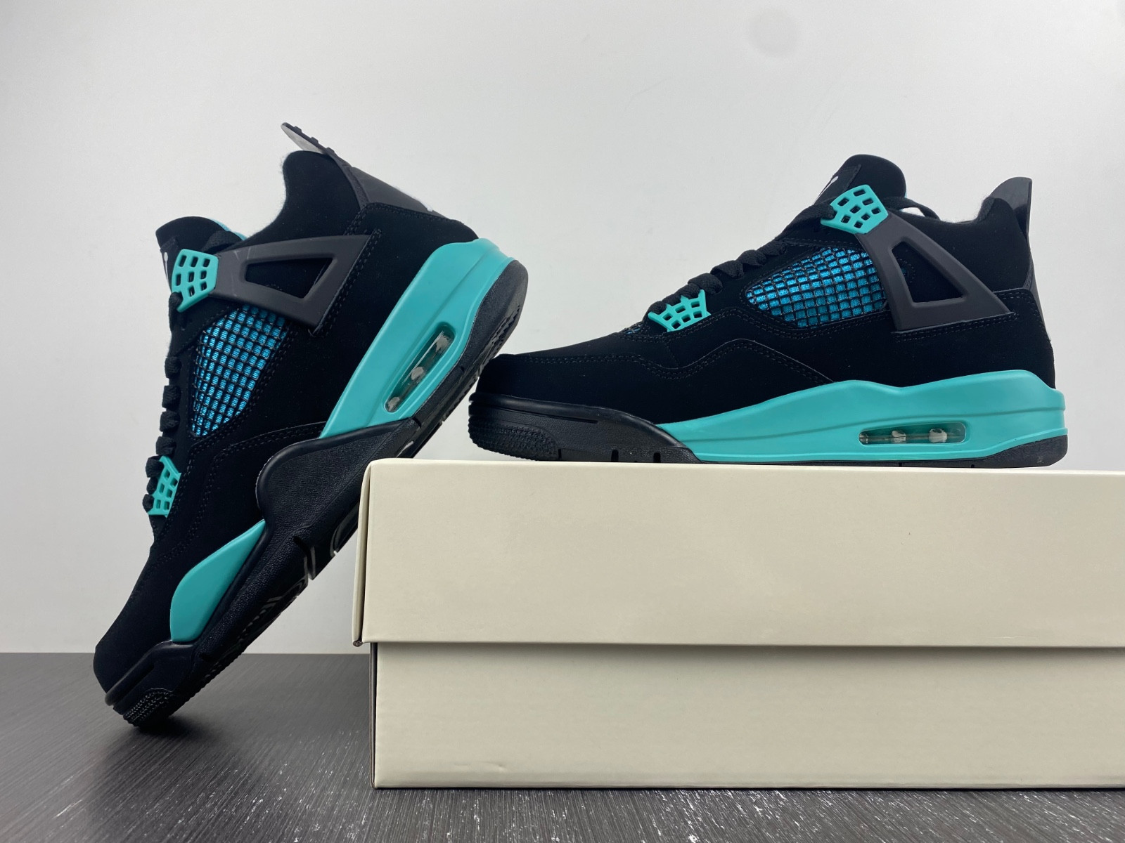 air jordan 4 black T*f*ny green bq7669-132