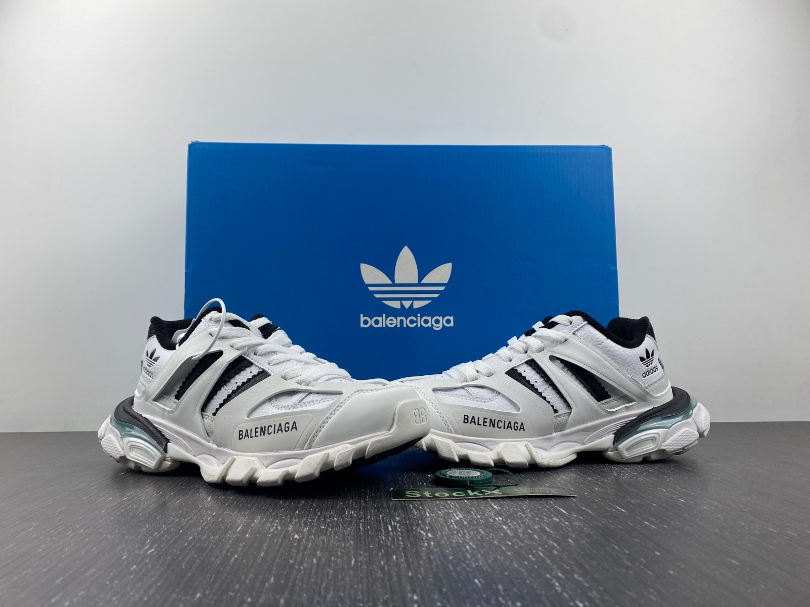 bc track sneaker