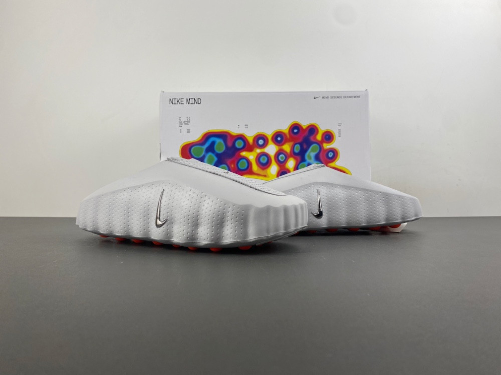 Nike Mind 001 