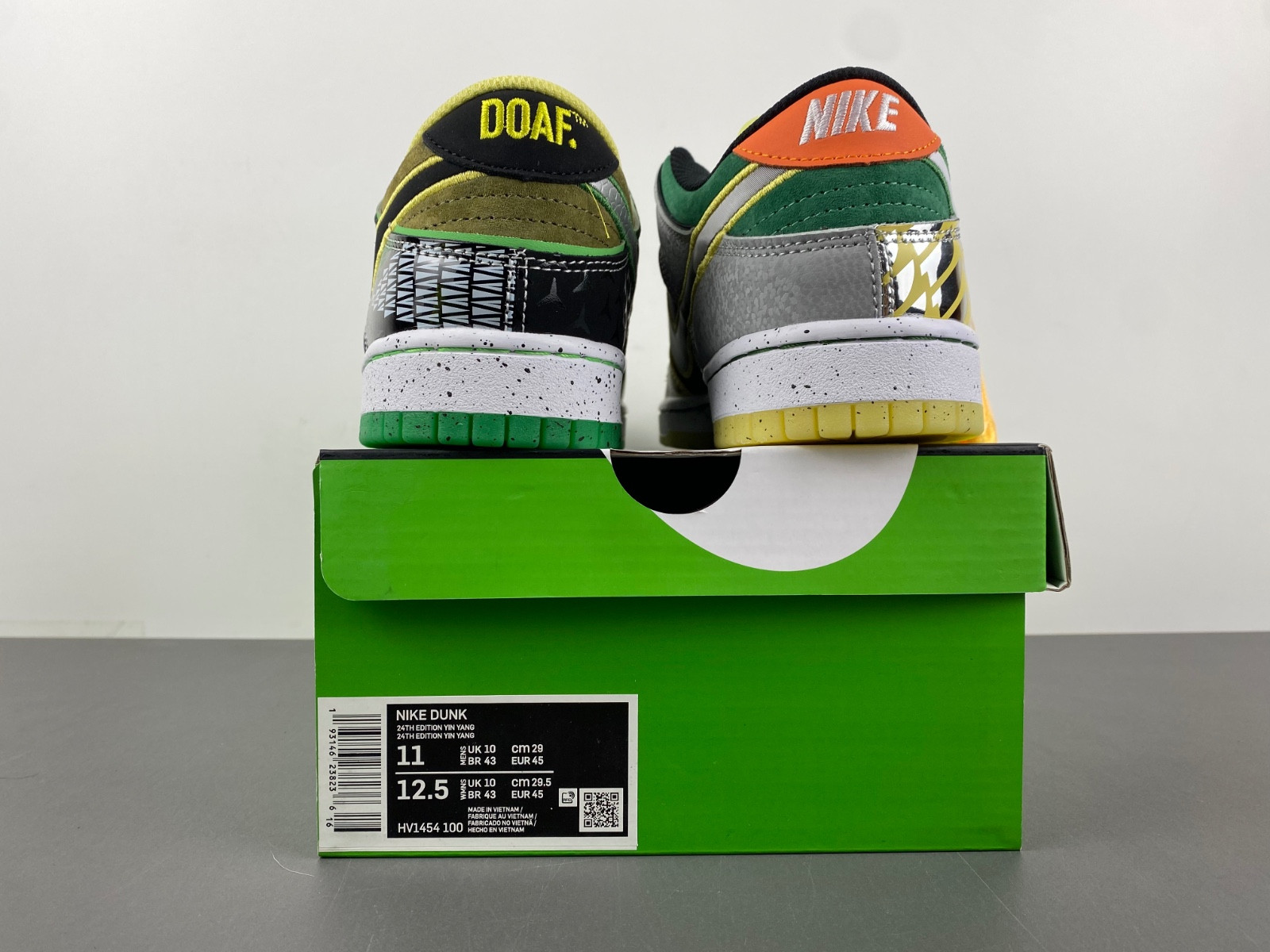 Nike Dunk Low 