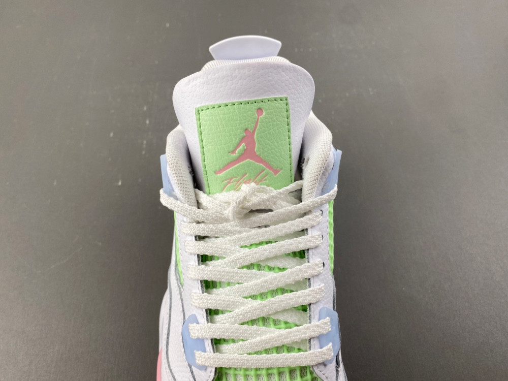 Air Jordan 4 "Valentine