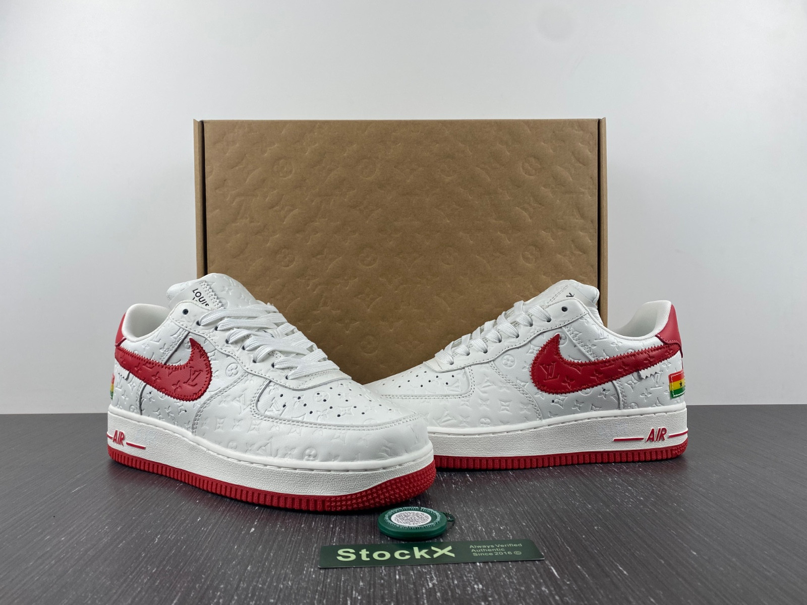 lvt x nike air force1