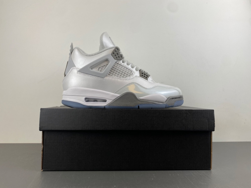 Air Jordan 4 GS Photon Dust Blue Chill HV4401-014