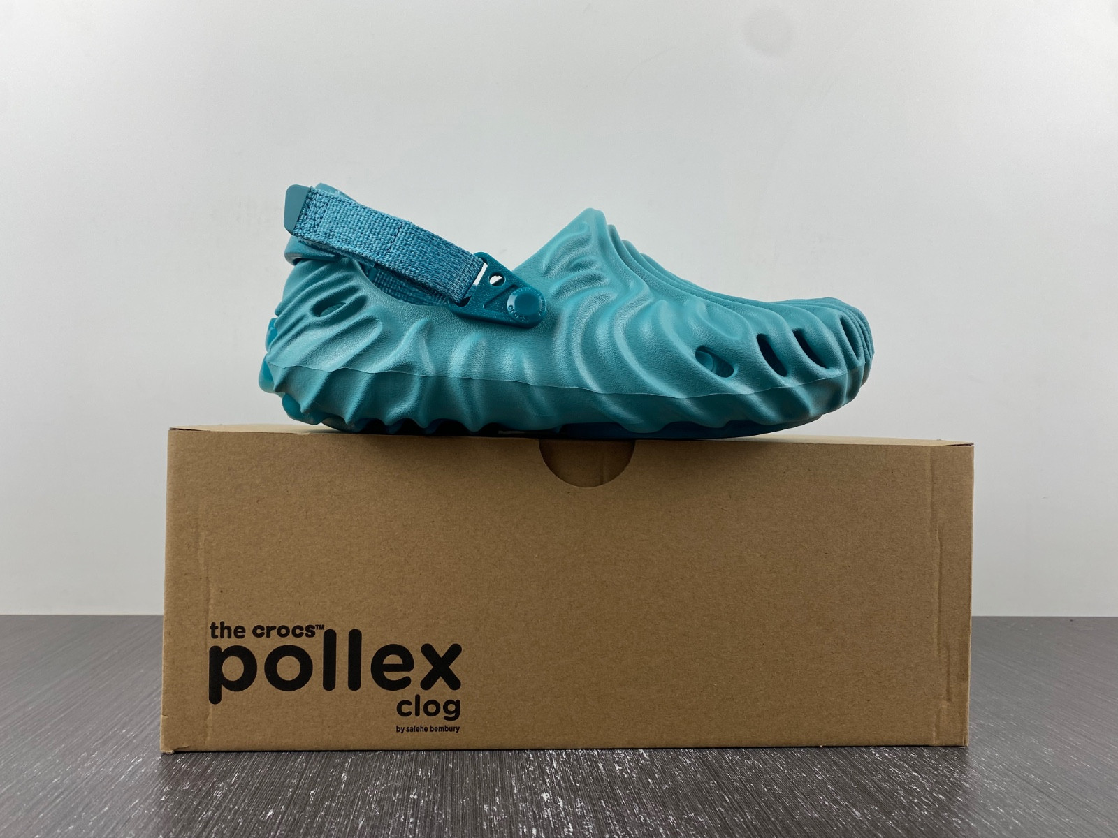 crocs pollex clog by salehe bembury tide 207393-4st