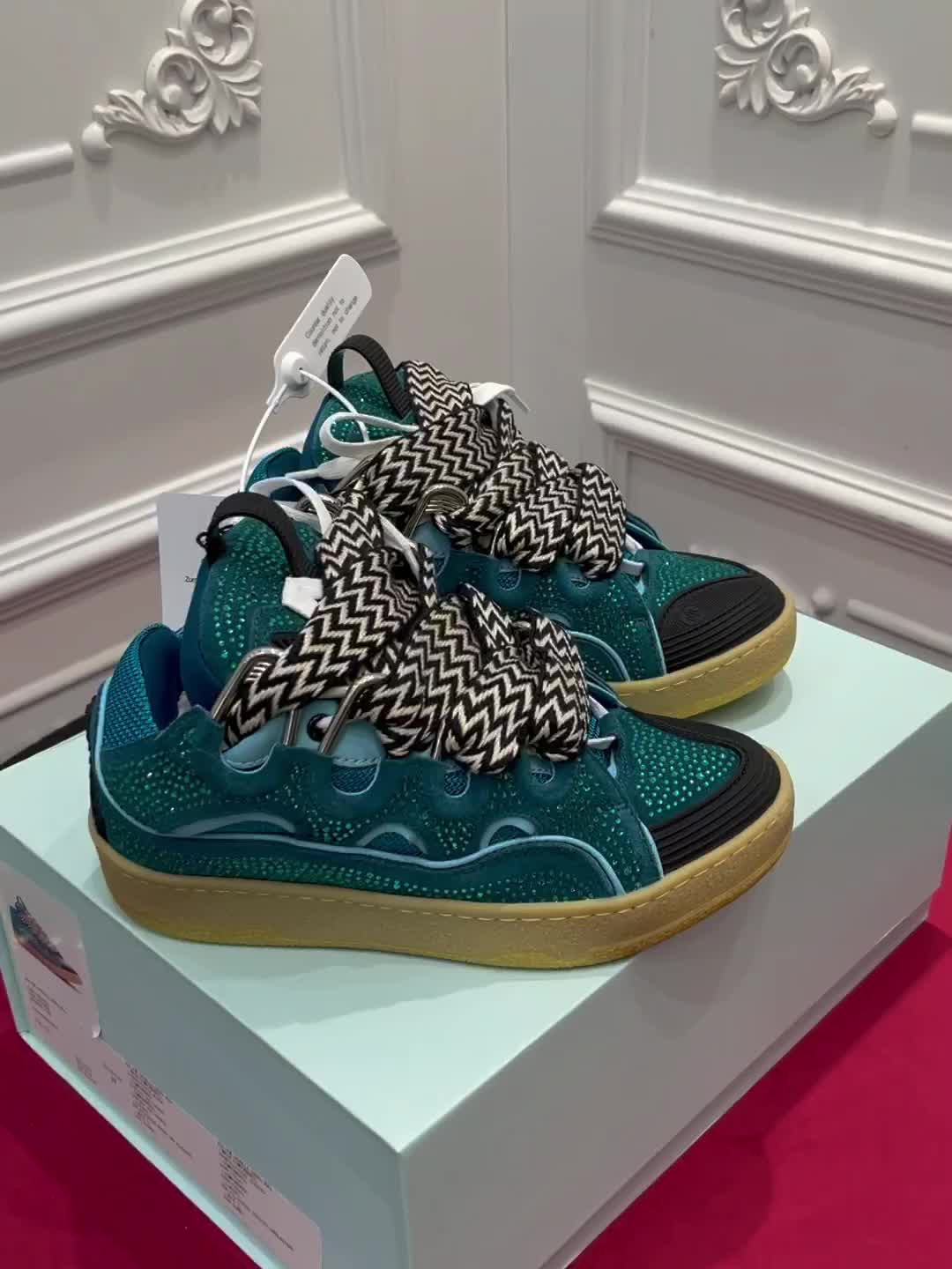 lanvin curb sneaker