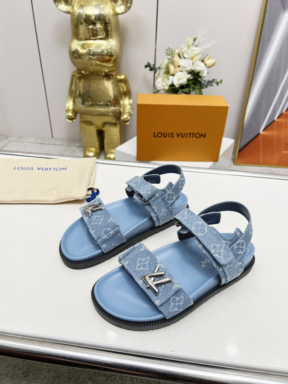 LVT SANDALS