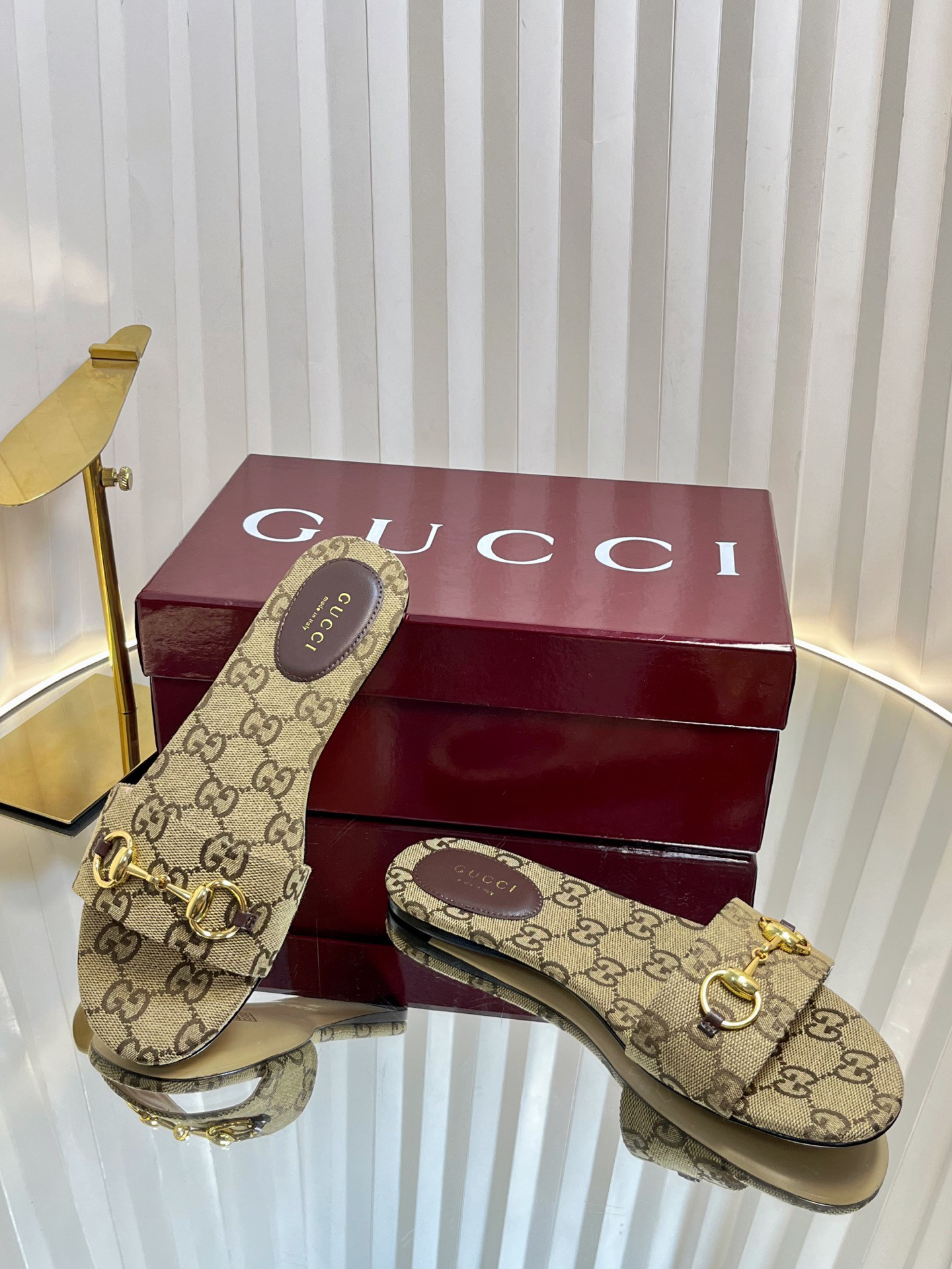 GUCCI SANDALS