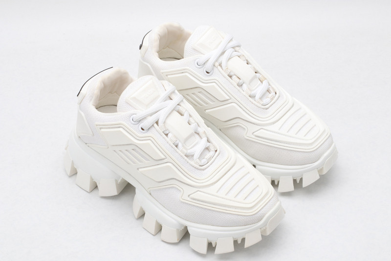 pr sneaker