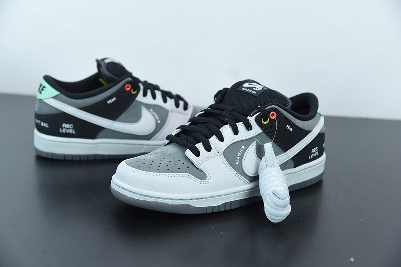 nike dunk low “camcorder” cv1659-001