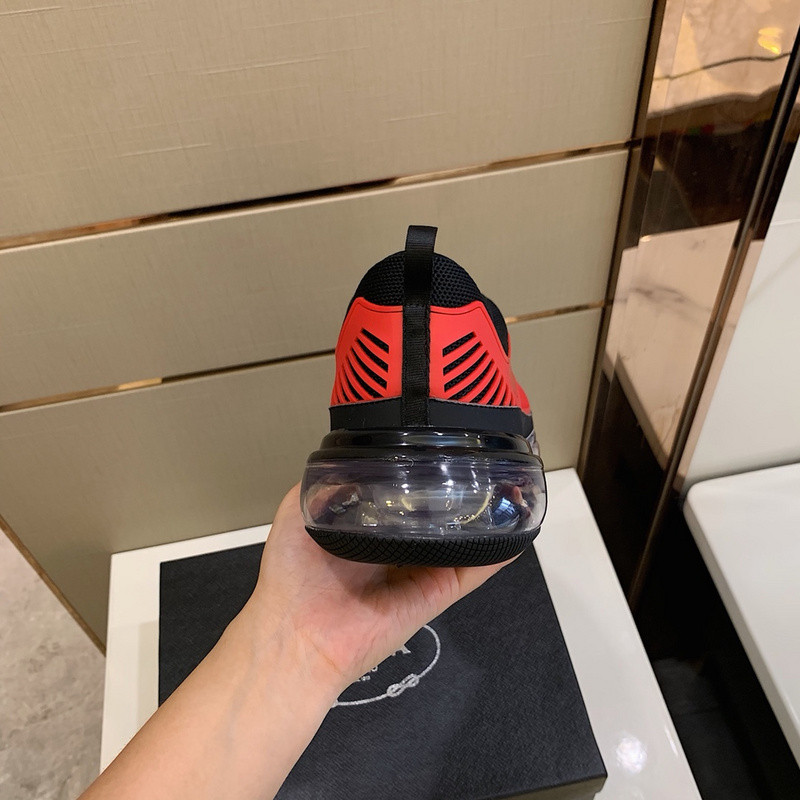 pr sneaker