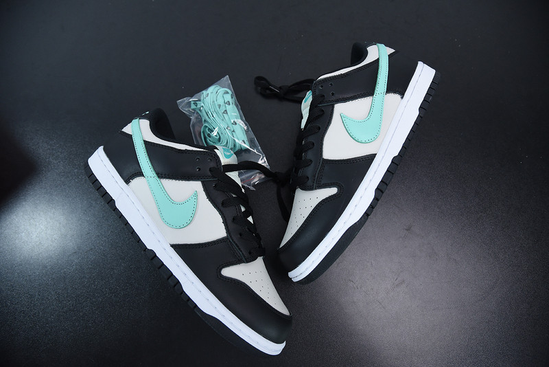 nike dunk low grey T*f*ny cw1590-003