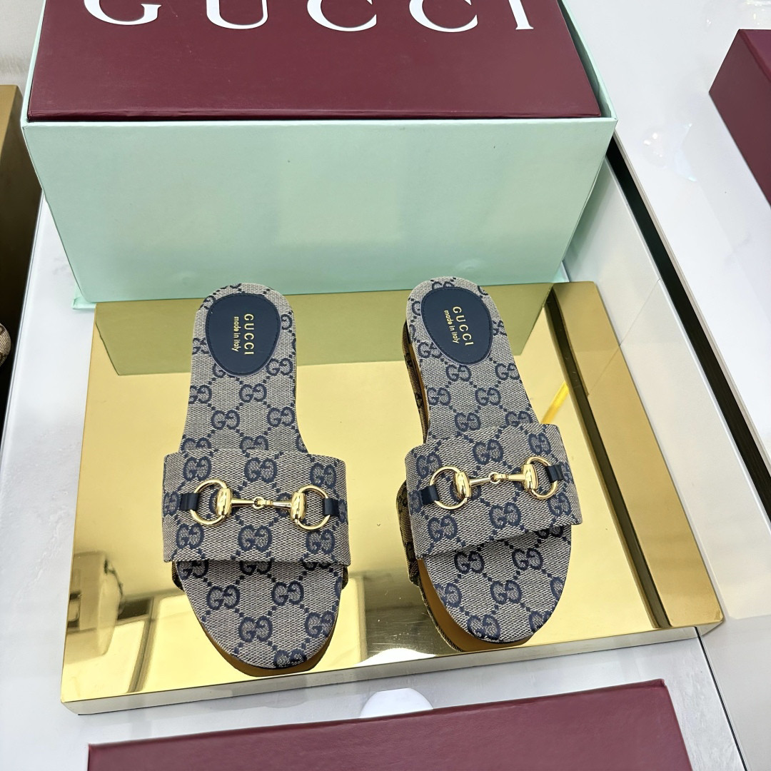 GUCCI SANDALS