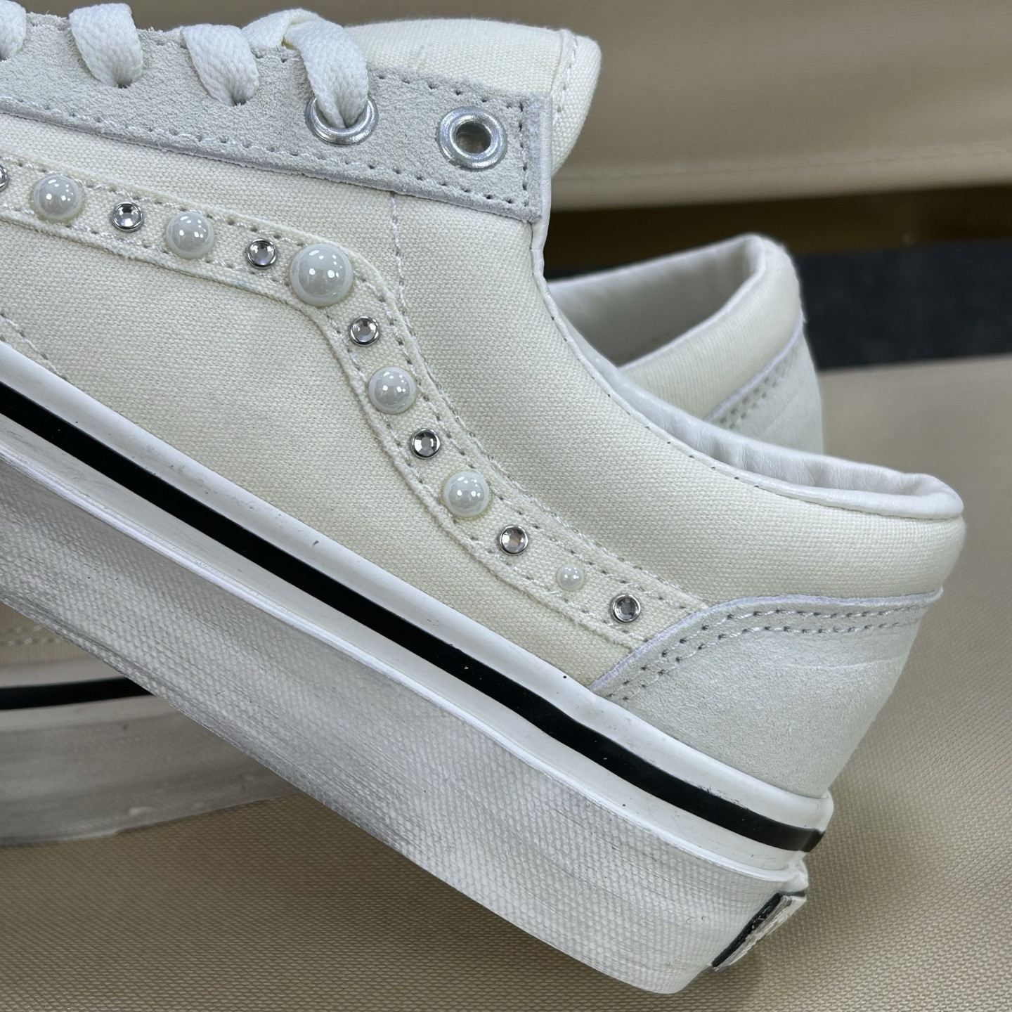 Vans OTW Old Skool 36 Pearlized Pack Marshmallow