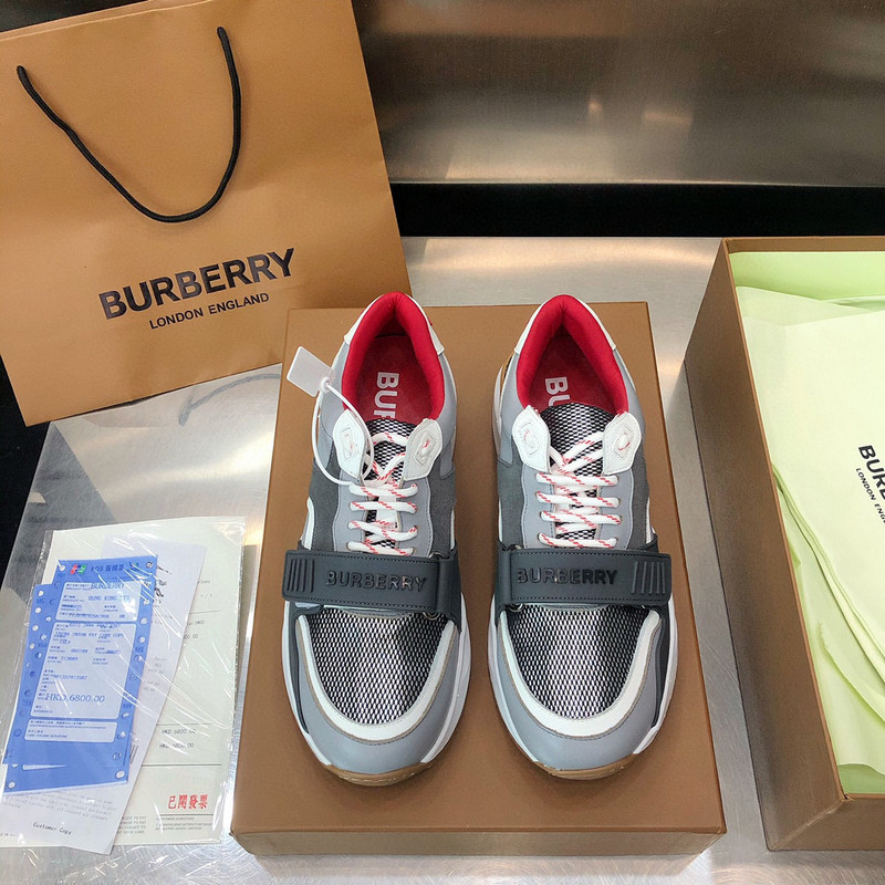 B**rry sneaker