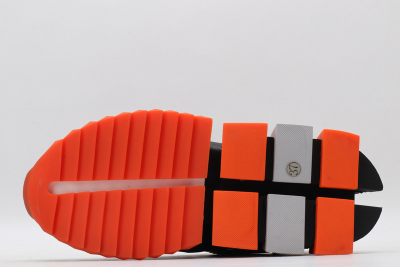 dg sneaker