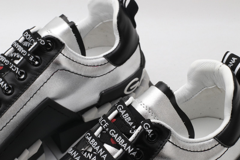 dg sneaker