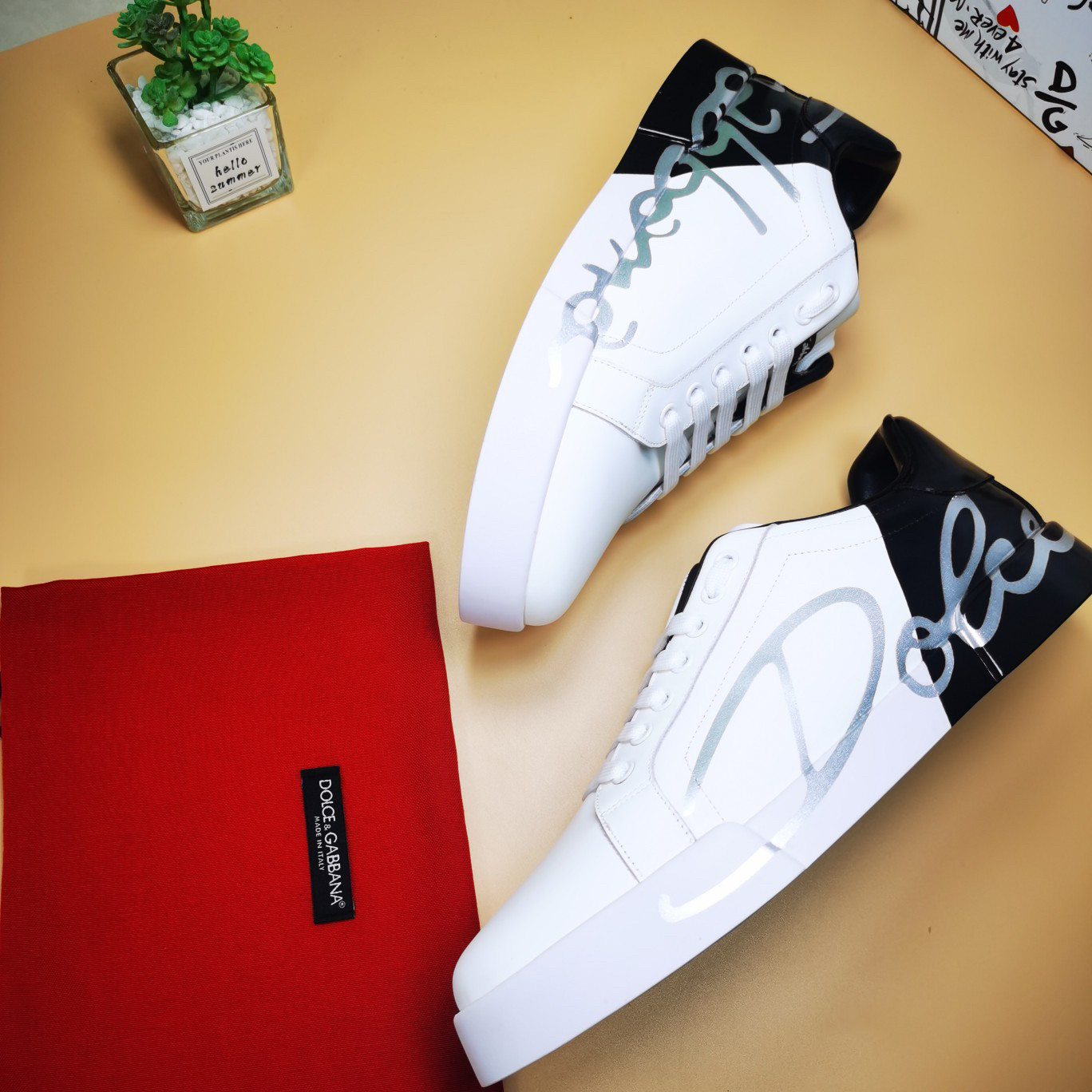 DG SNEAKER