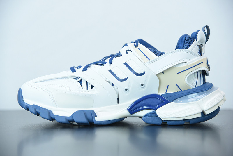 bc track sneaker