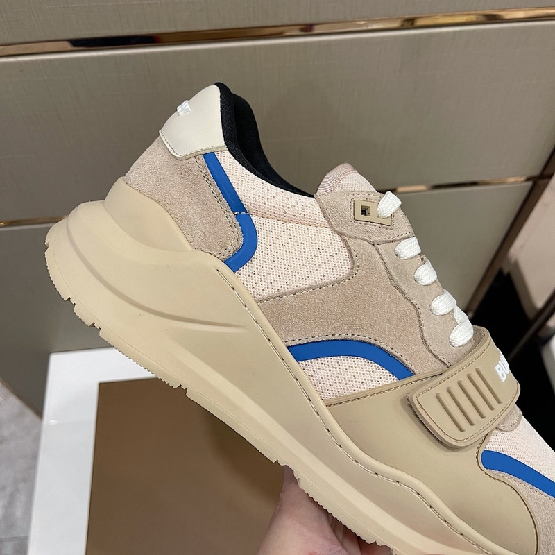 B**rry sneaker