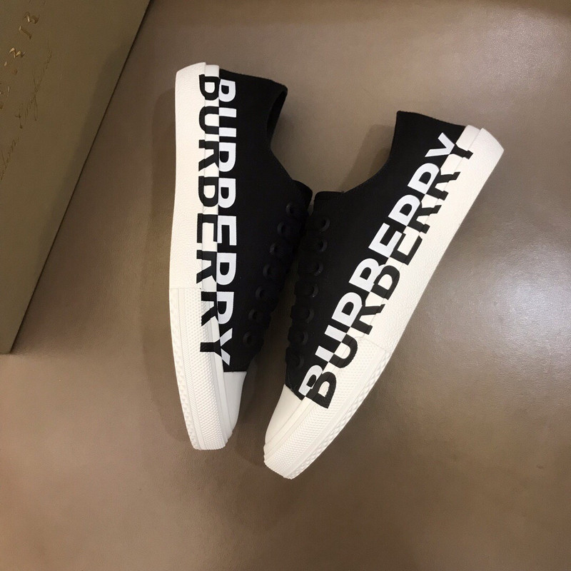 B**rry sneaker