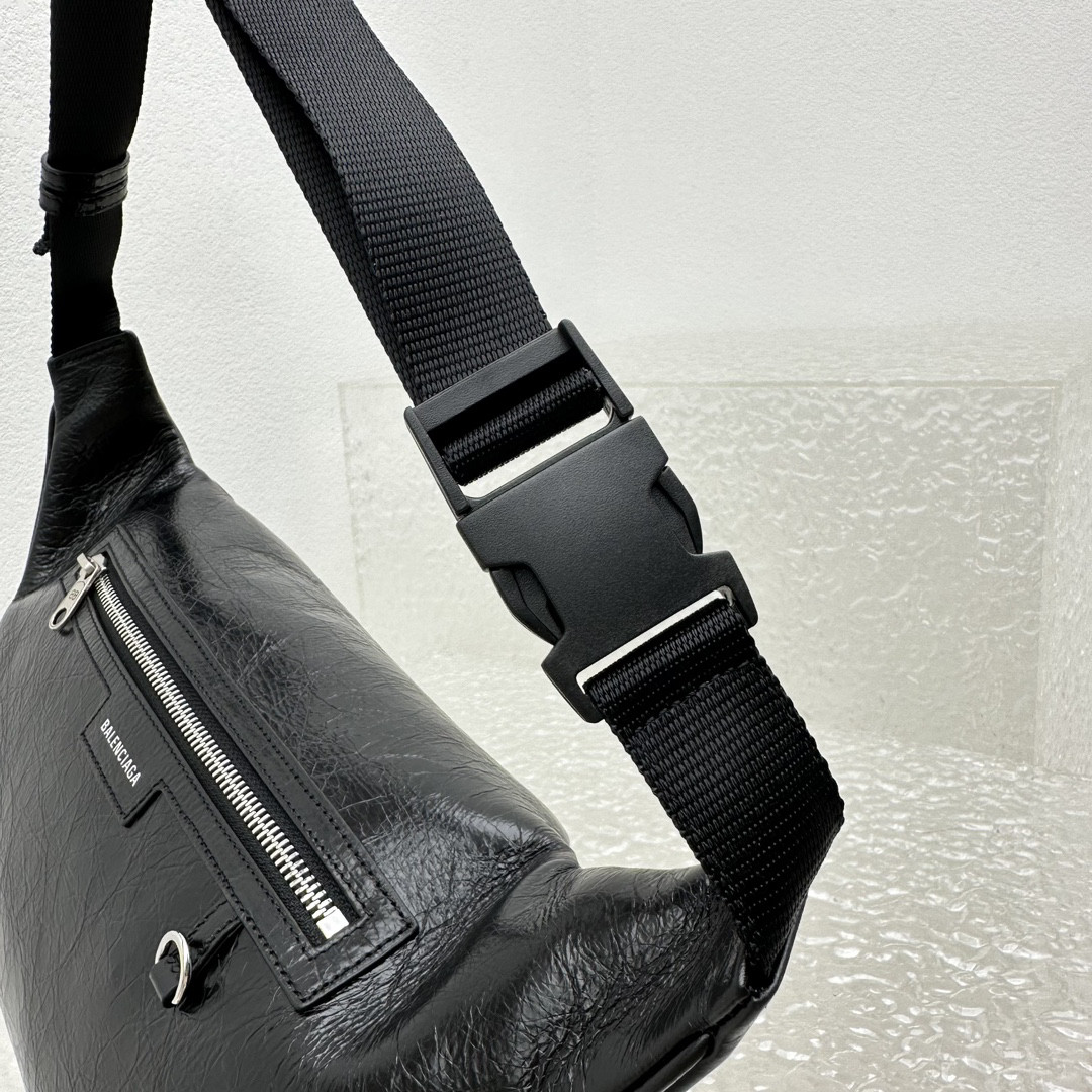 Balenciaga purse