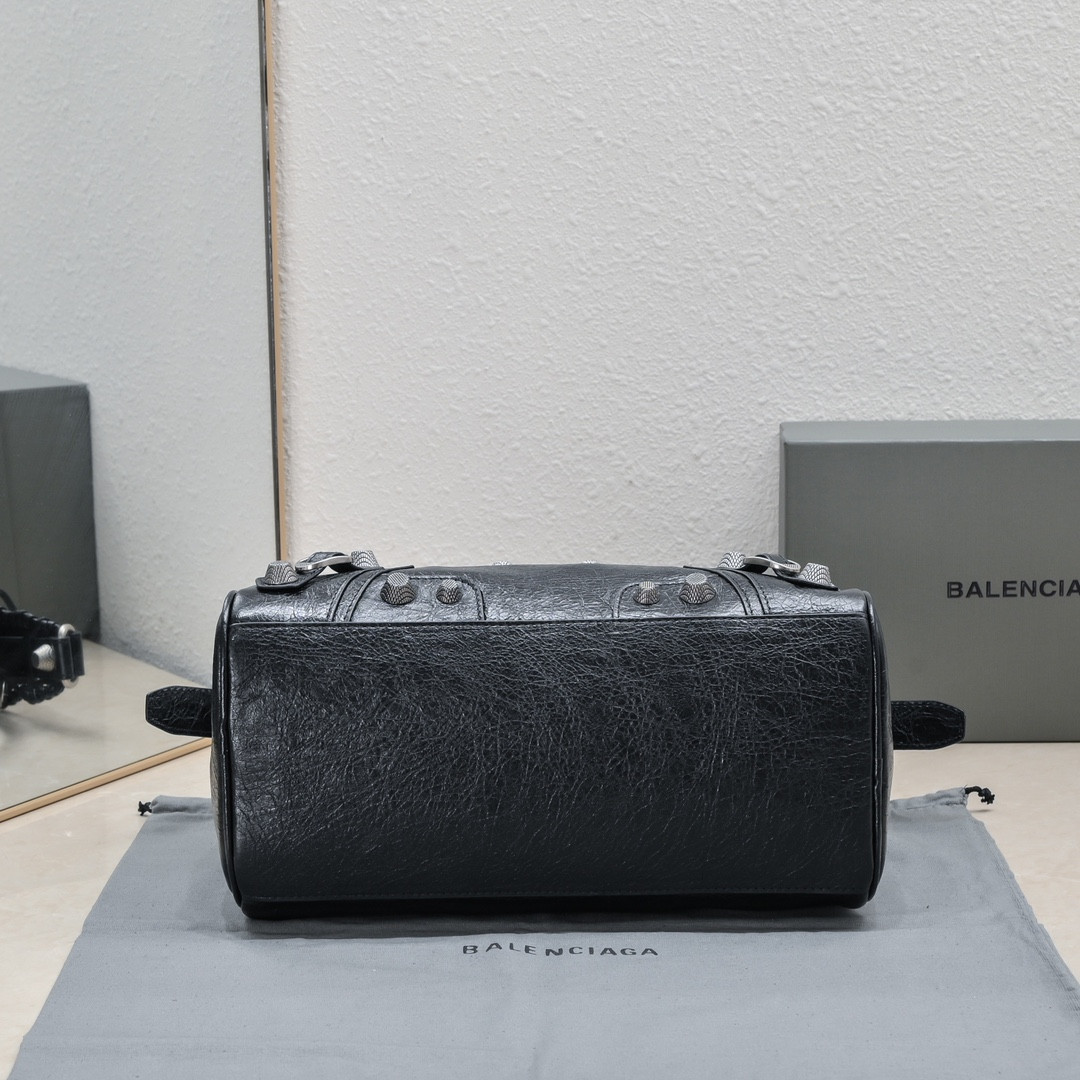 Balenciaga purse