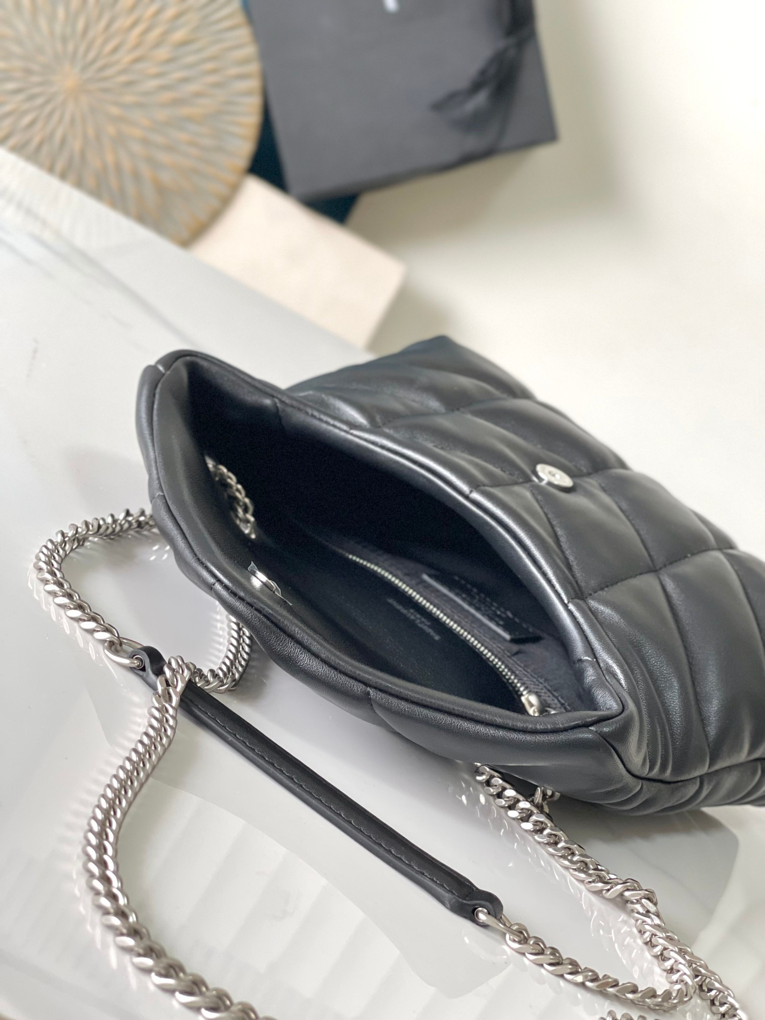 Y51 BAG
