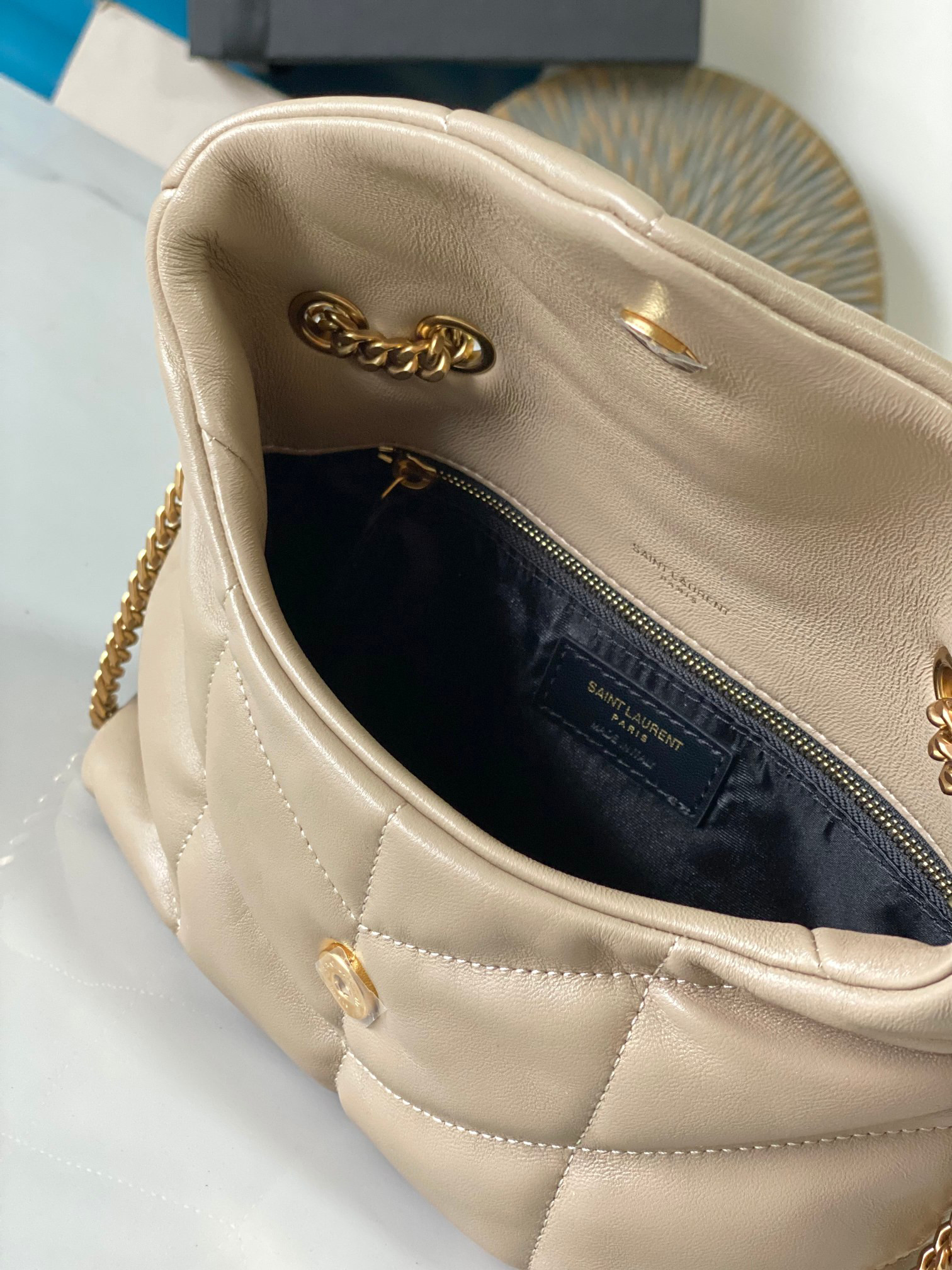 Y51 BAG