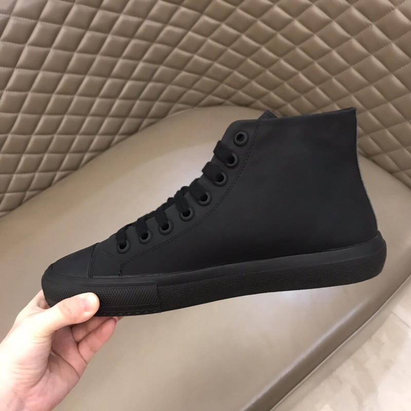 B**rry sneaker