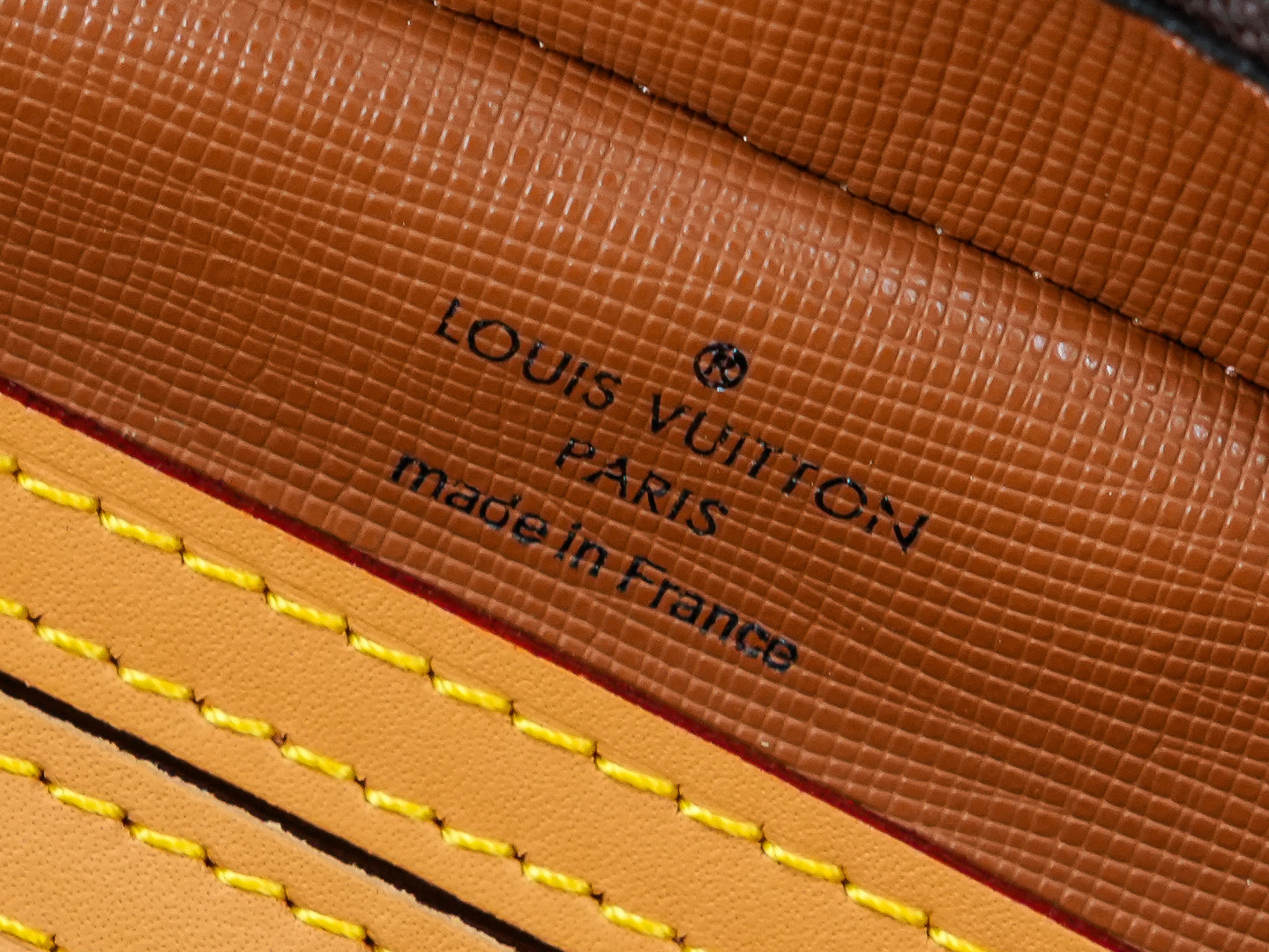 LVT PURSE