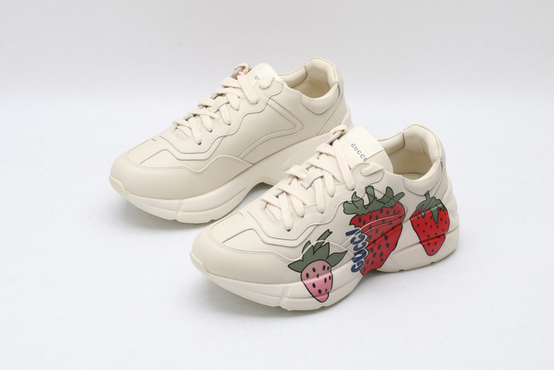 g*u*i rhyton sneaker
