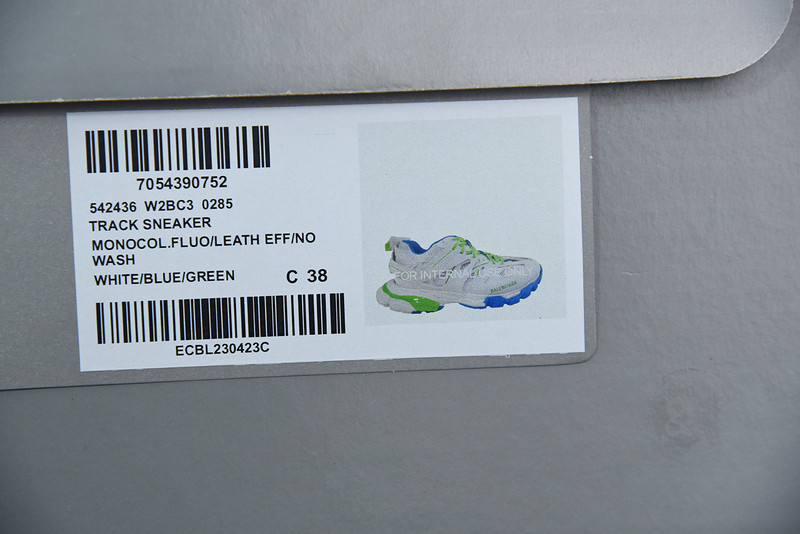 bc track sneaker