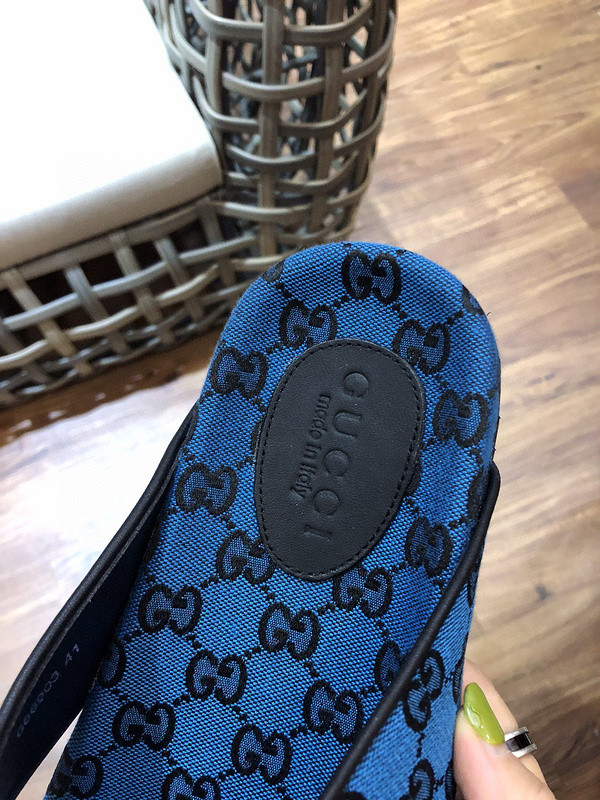g*u*i sandals