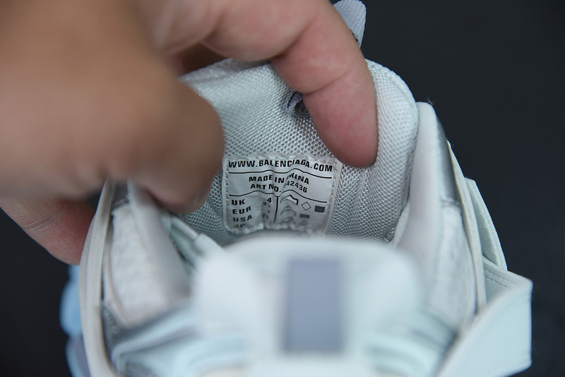 bc track sneaker