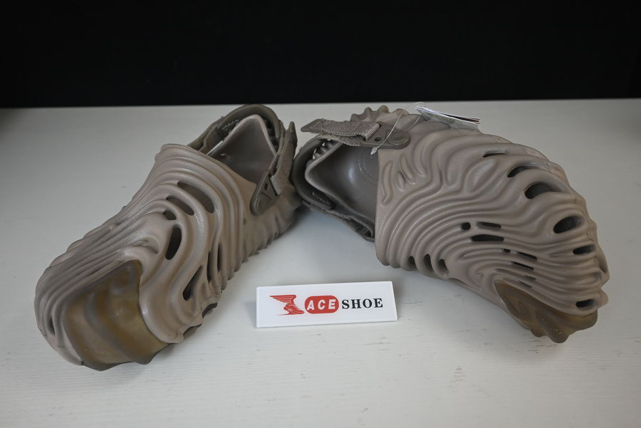 crocs pollex clog by salehe bembury menemsha 207393-195