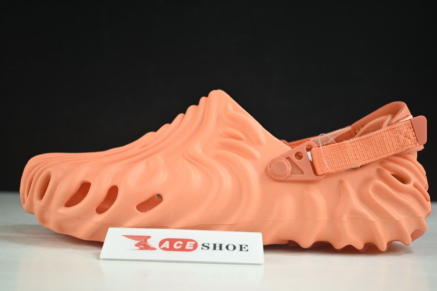 crocs pollex clog by salehe bembury 207393-6r