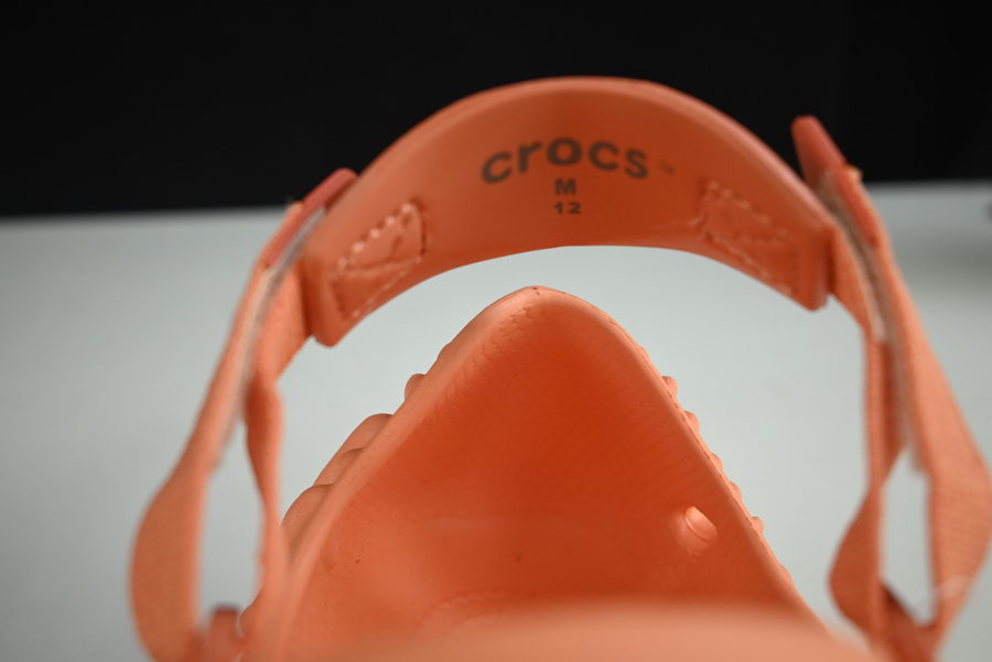 crocs pollex clog by salehe bembury 207393-6r