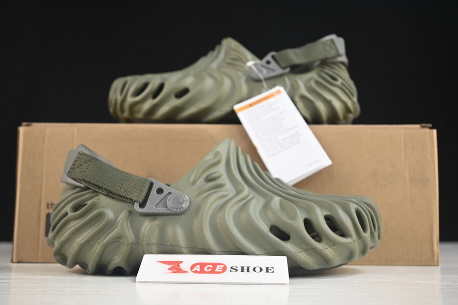 crocs pollex clog by salehe bembury cucumber 207393-309