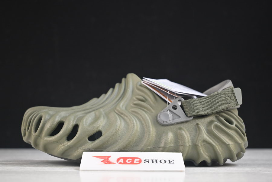 crocs pollex clog by salehe bembury cucumber 207393-309
