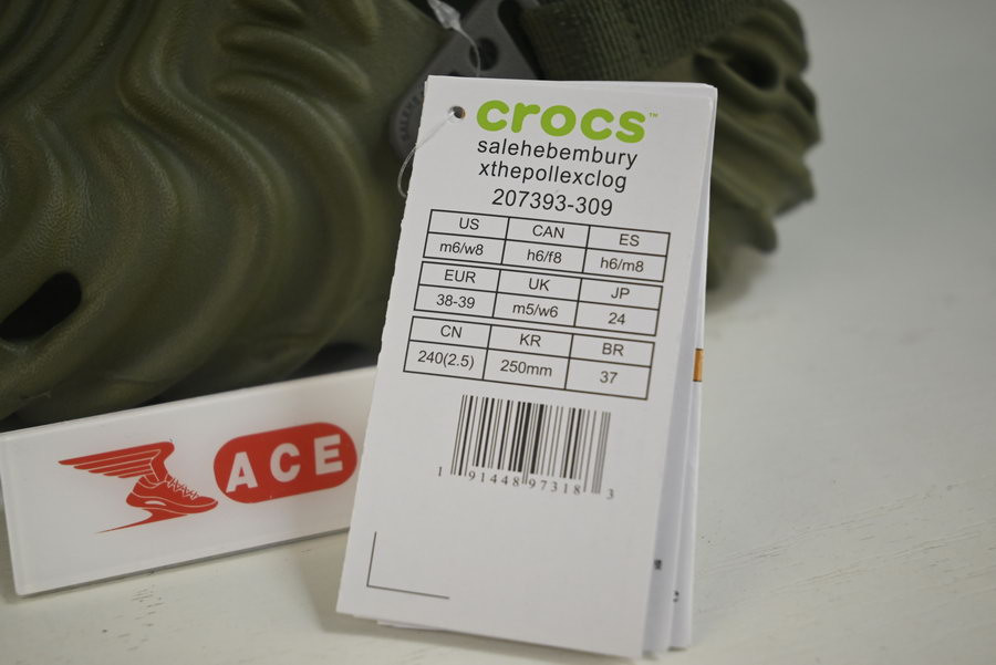 crocs pollex clog by salehe bembury cucumber 207393-309