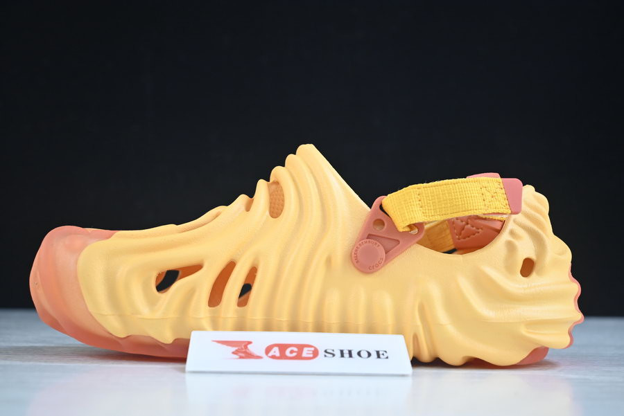 crocs pollex clog by salehe bembury 207393-837