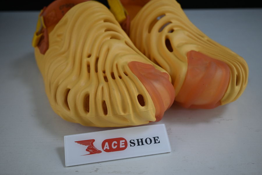 crocs pollex clog by salehe bembury 207393-837